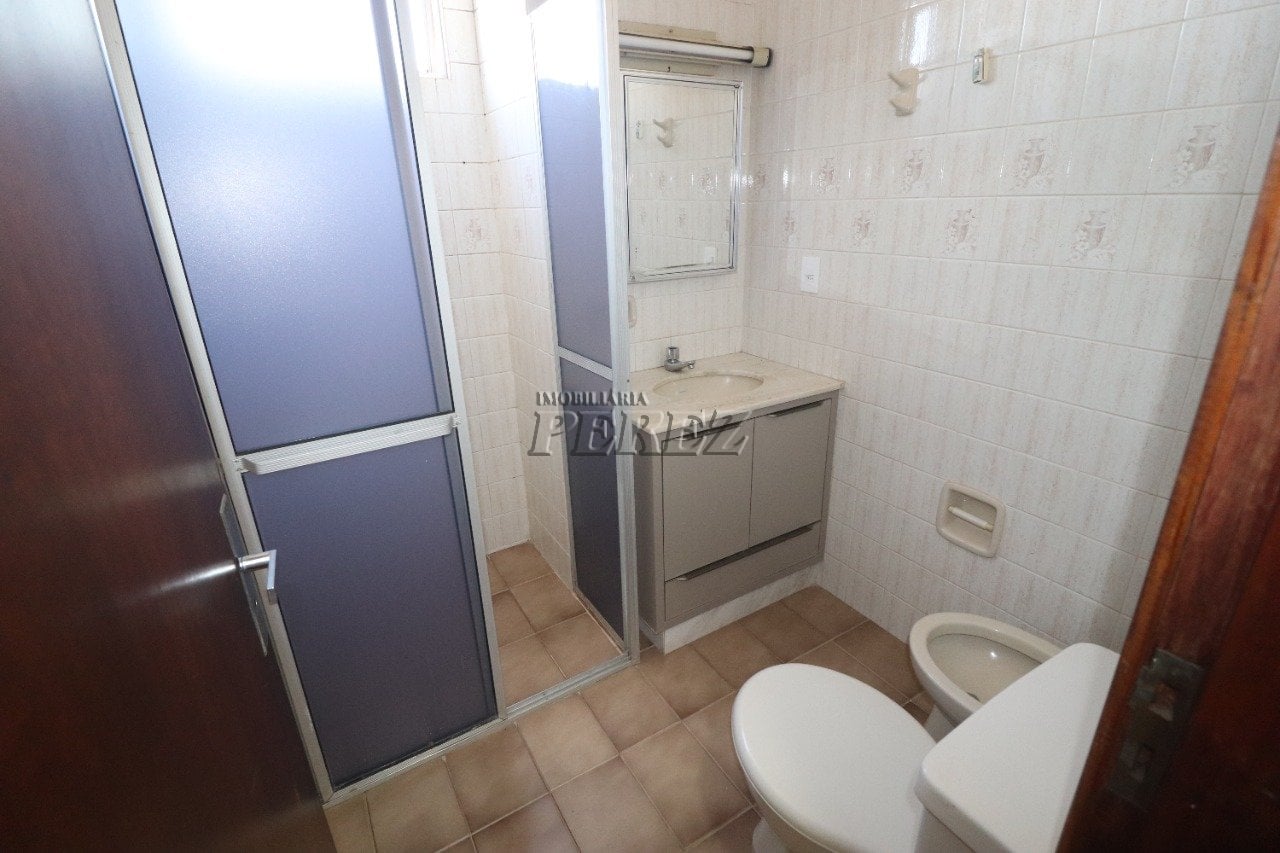 Apartamento à venda no Edifício Tarumã - Centro de Londrina