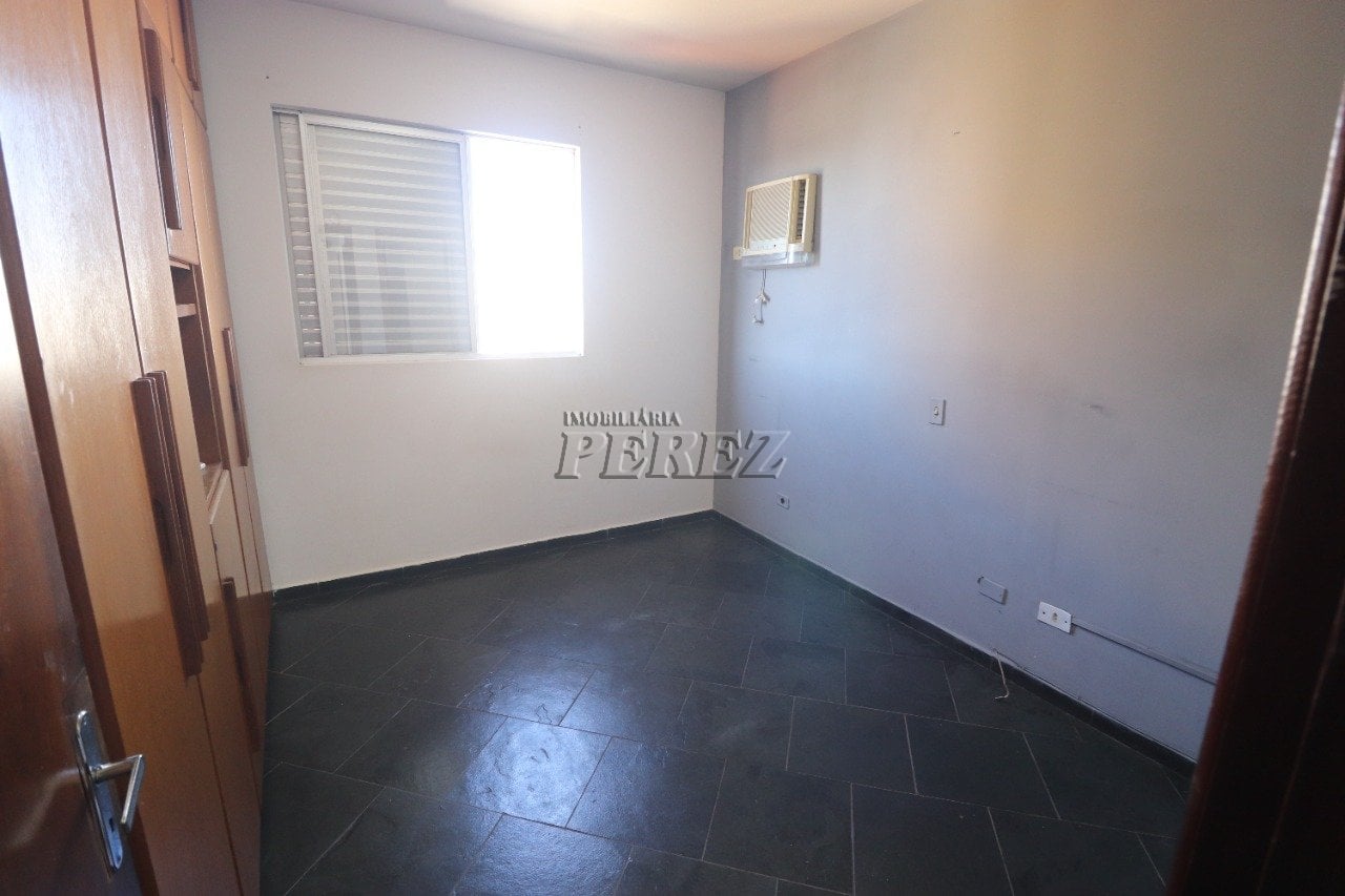 Apartamento à venda no Edifício Tarumã - Centro de Londrina