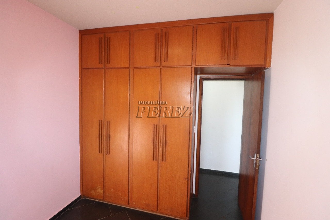Apartamento à venda no Edifício Tarumã - Centro de Londrina