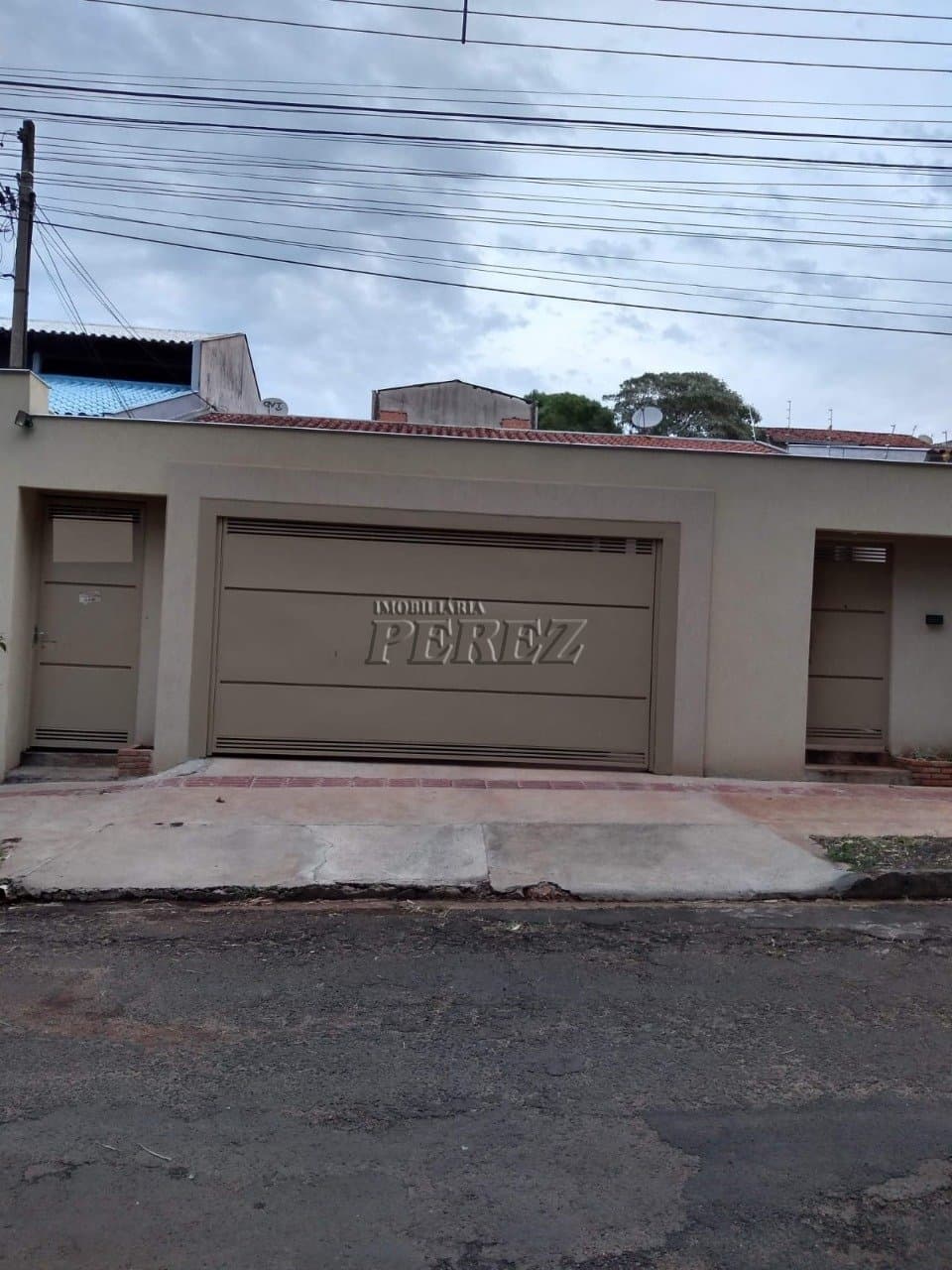 A Imobiliária Perez oferece a você uma ótima oportunidade de casa para venda em Londrina. - Foto 0