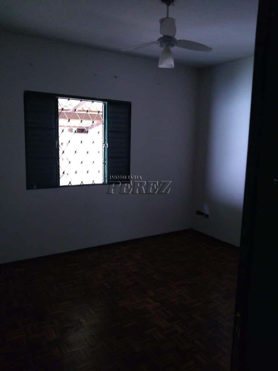 A Imobiliária Perez oferece a você uma ótima oportunidade de casa para venda em Londrina. - Foto 4