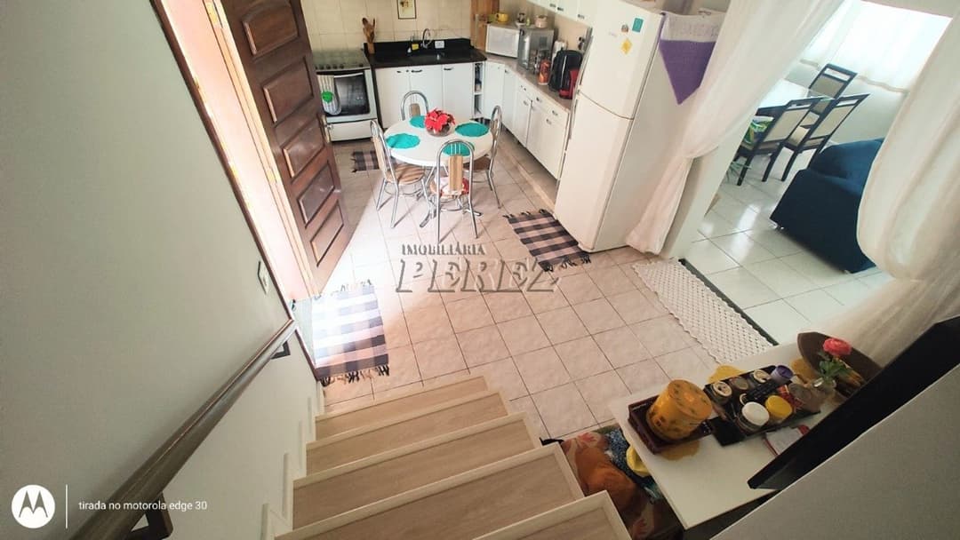 Sobrado a venda na rua Capitão-do-mato, no Conjunto Habitacional Violim - Foto 4