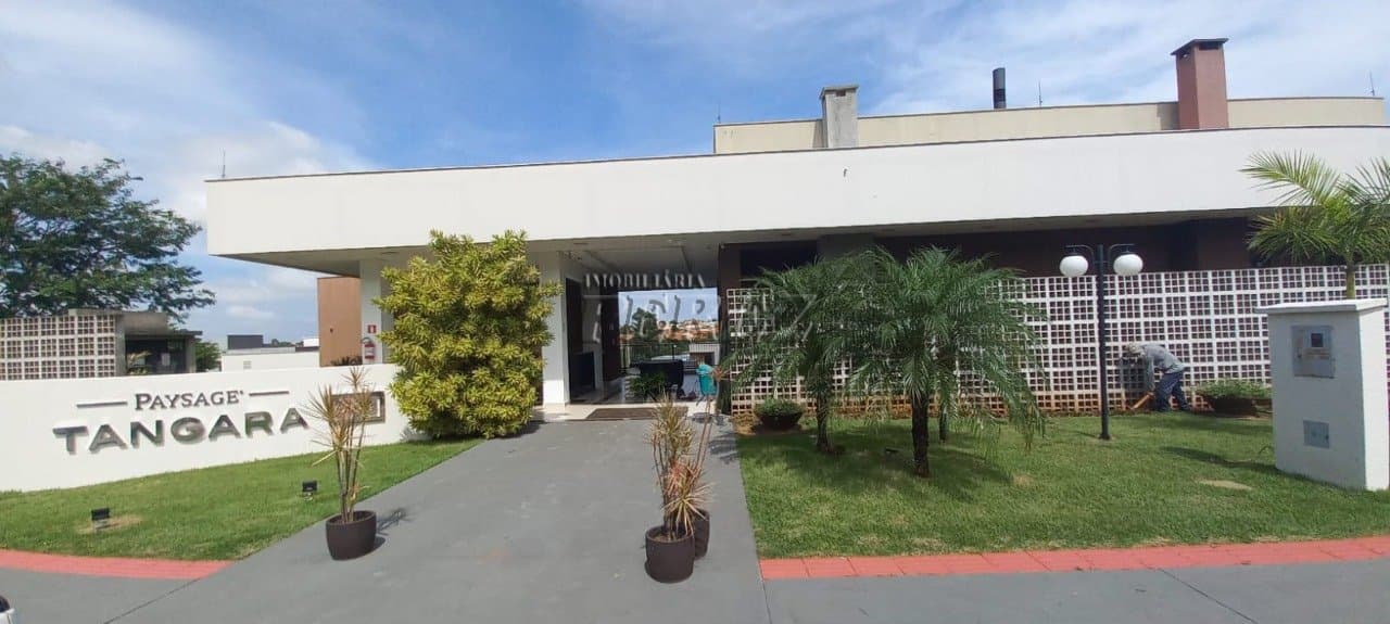 Sobrado à venda no Parque Tauá Tangará na região leste de Londrina