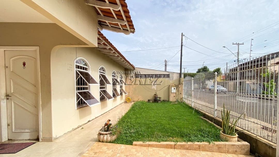 Casa a venda na rua Roma, jardim Parque Residencial Joaquim Toledo Piza londrina - Foto 1