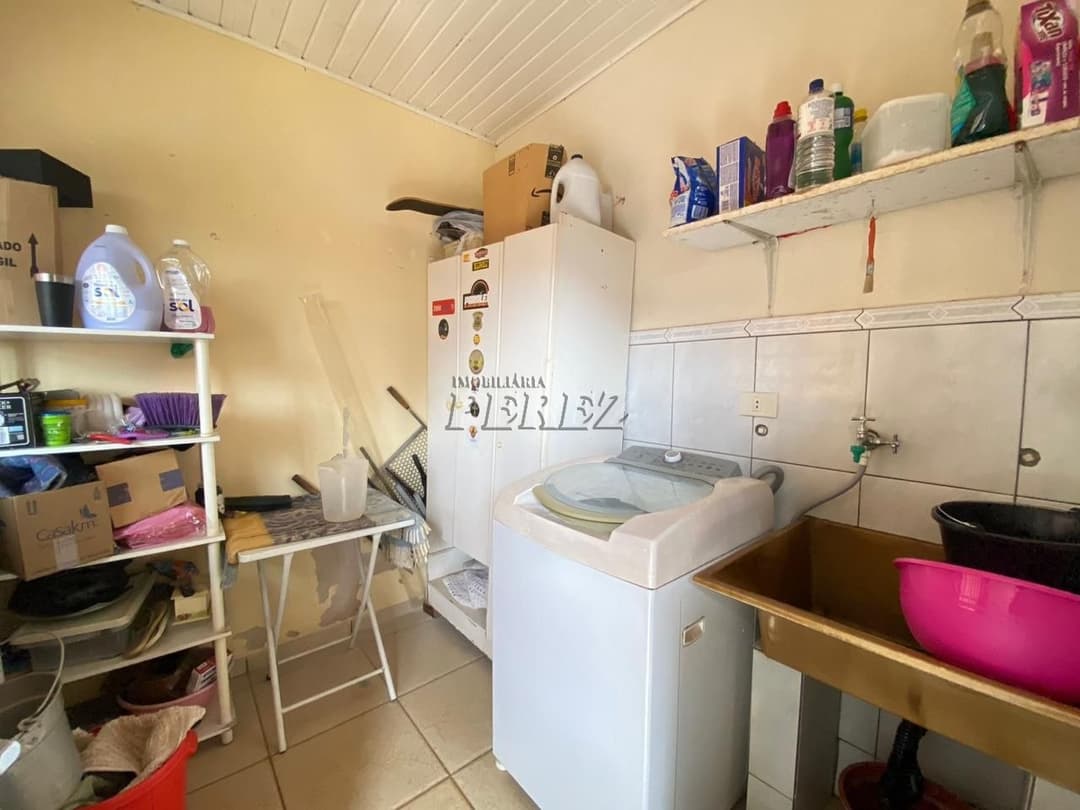 Casa a venda na rua Roma, jardim Parque Residencial Joaquim Toledo Piza londrina - Foto 14