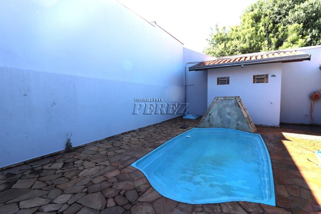 Casa mista para venda e locação na região Leste de Londrina, localizada no Jardim Califórnia - Foto 13