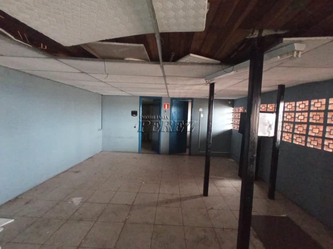 Imóvel comercial a venda e locação na Rua Senador Souza Naves, região central de Londrina - Foto 6