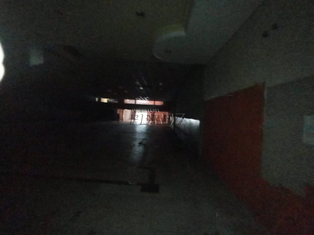 Imóvel comercial a venda e locação na Rua Senador Souza Naves, região central de Londrina - Foto 2