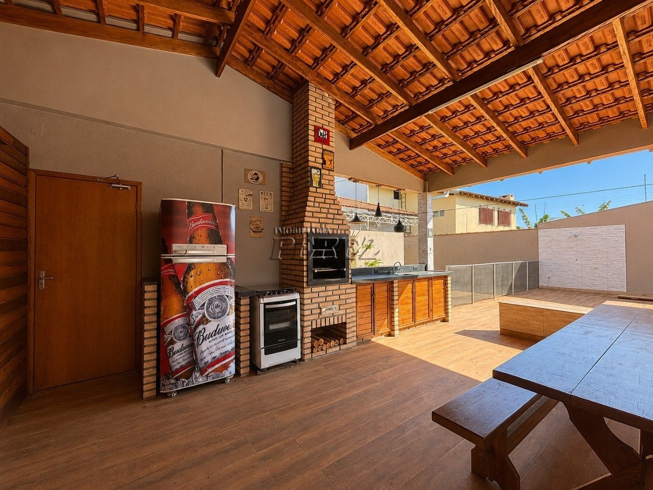 Casa à venda na região oeste de Londrina - Jadim Shangri-la A