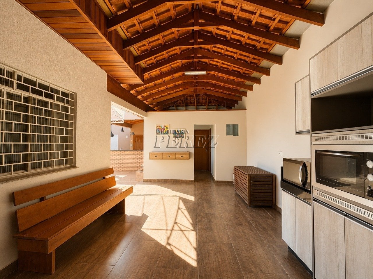 Casa à venda na região oeste de Londrina - Jadim Shangri-la A