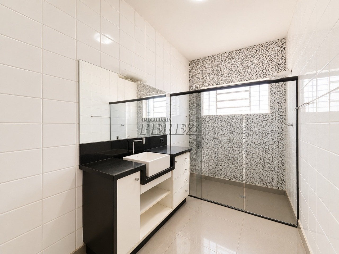 Casa à venda na região oeste de Londrina - Jadim Shangri-la A