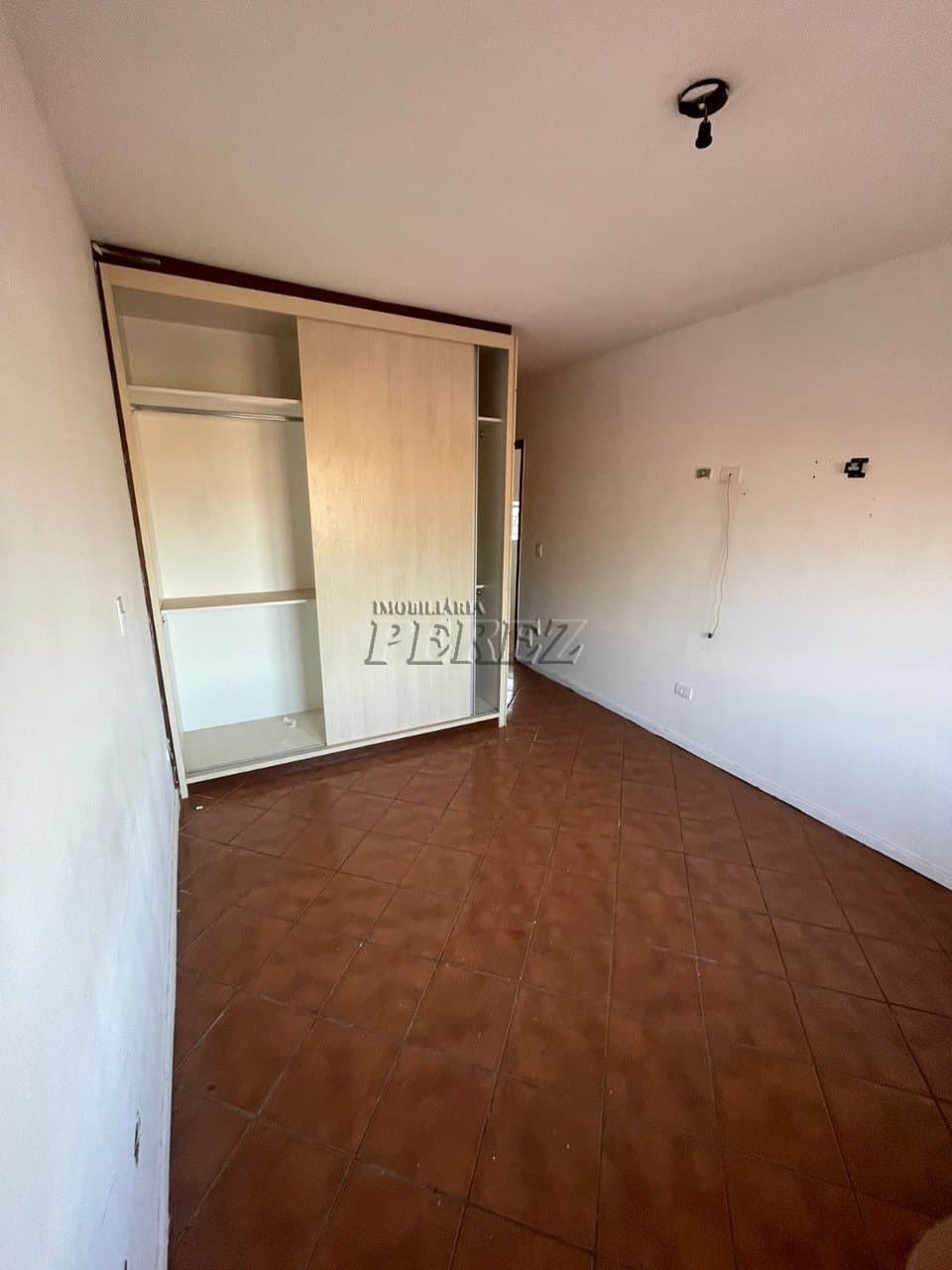 Sobrado a venda no jardim Esparença, Cambé PR, na rua da Caridade - Foto 9