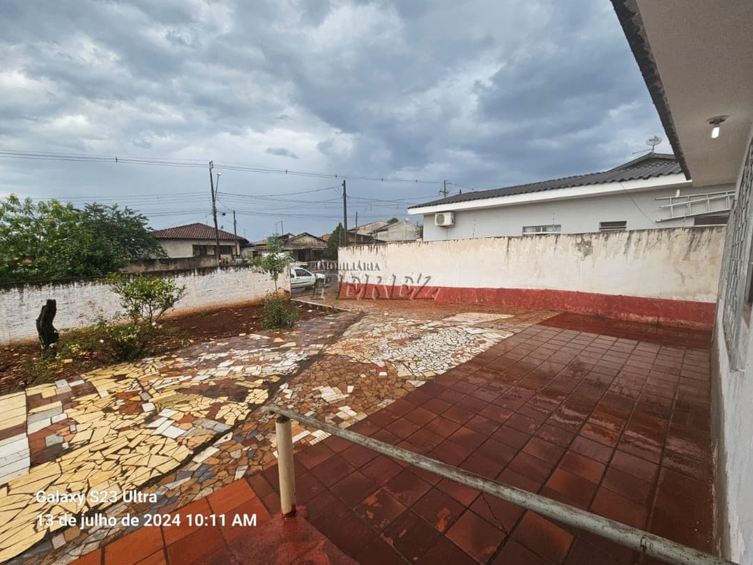 Casa para venda na rua Tiyome Kawabata, Jardim Itapoã - Foto 1