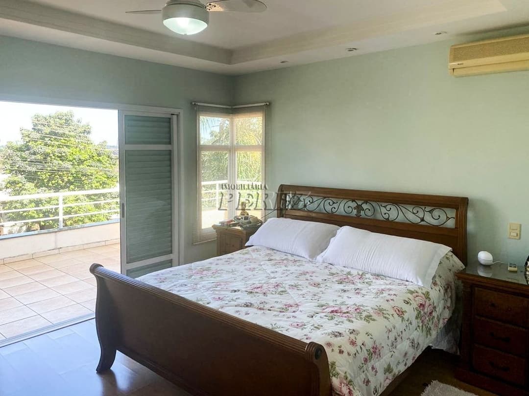 Sobrado de Luxo à Venda no Condomínio Pitanguá - Londrina - Foto 17