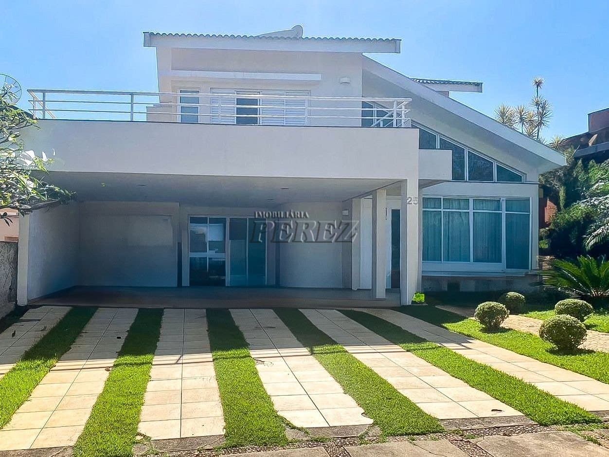Sobrado à venda no Condomínio Recanto Pitanguá - Londrina
