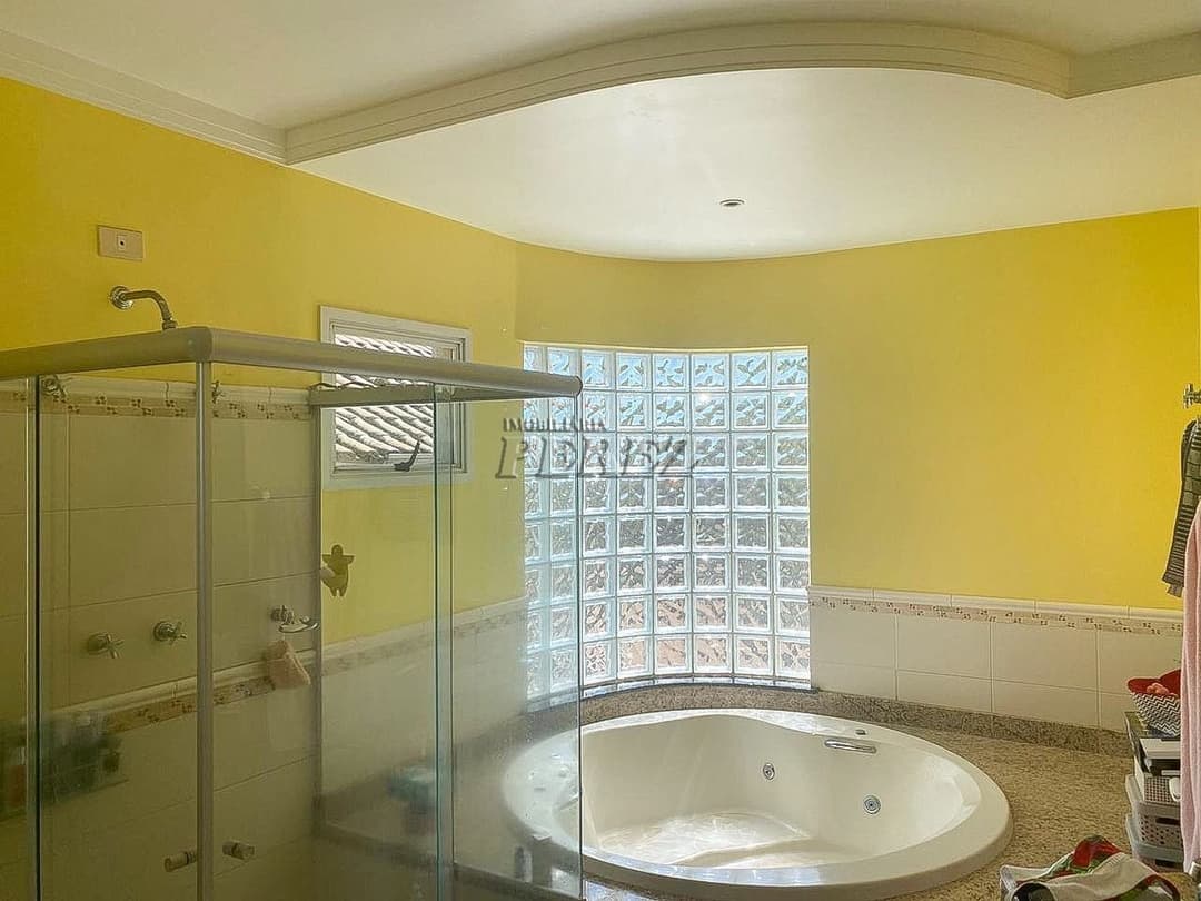 Sobrado de Luxo à Venda no Condomínio Pitanguá - Londrina - Foto 20