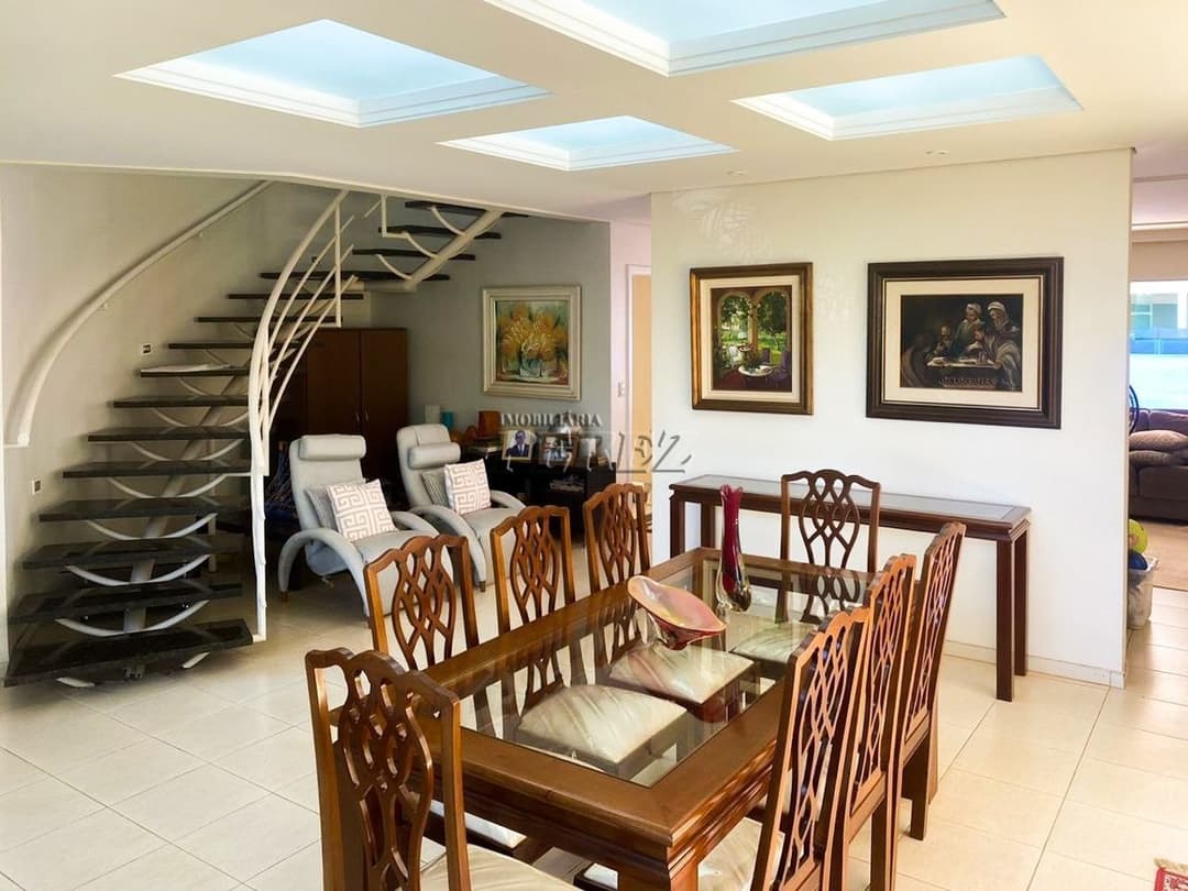 Sobrado de Luxo à Venda no Condomínio Pitanguá - Londrina - Foto 8