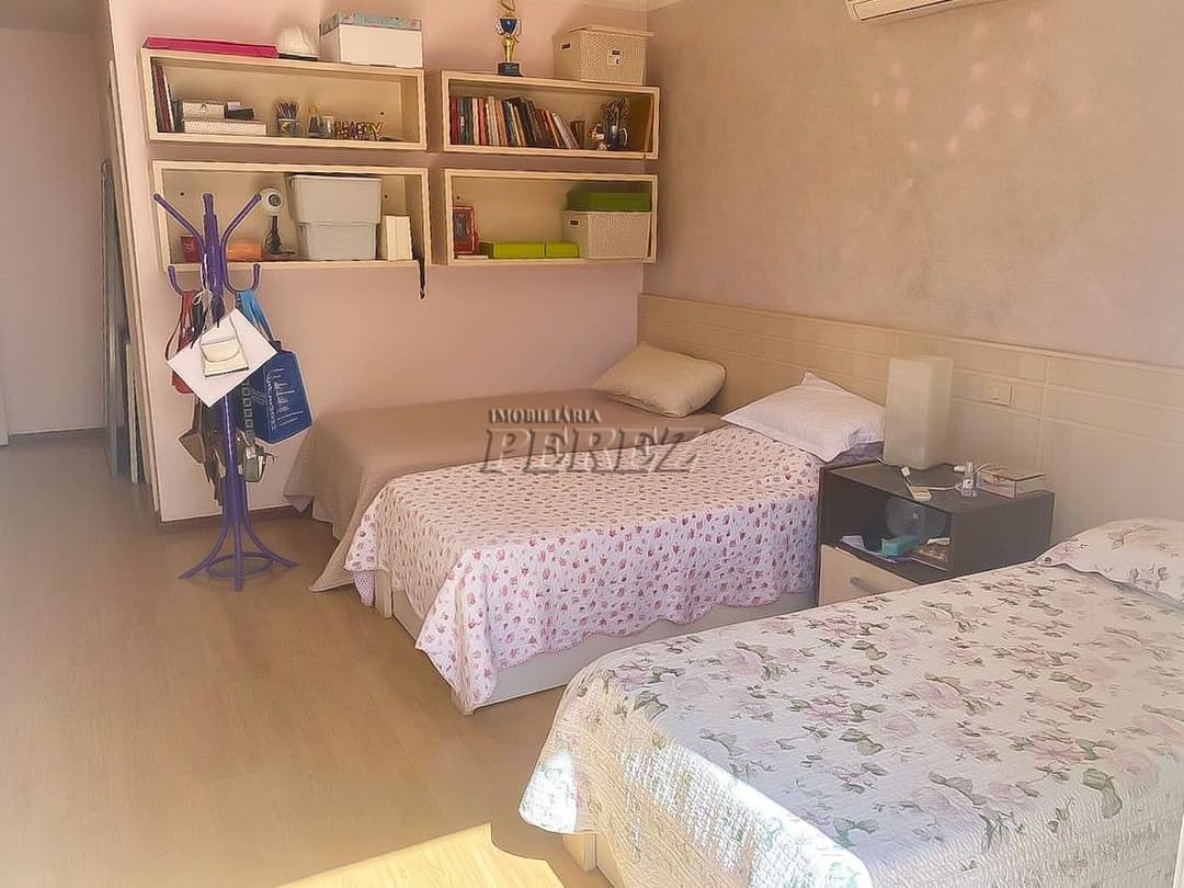 Sobrado de Luxo à Venda no Condomínio Pitanguá - Londrina - Foto 23