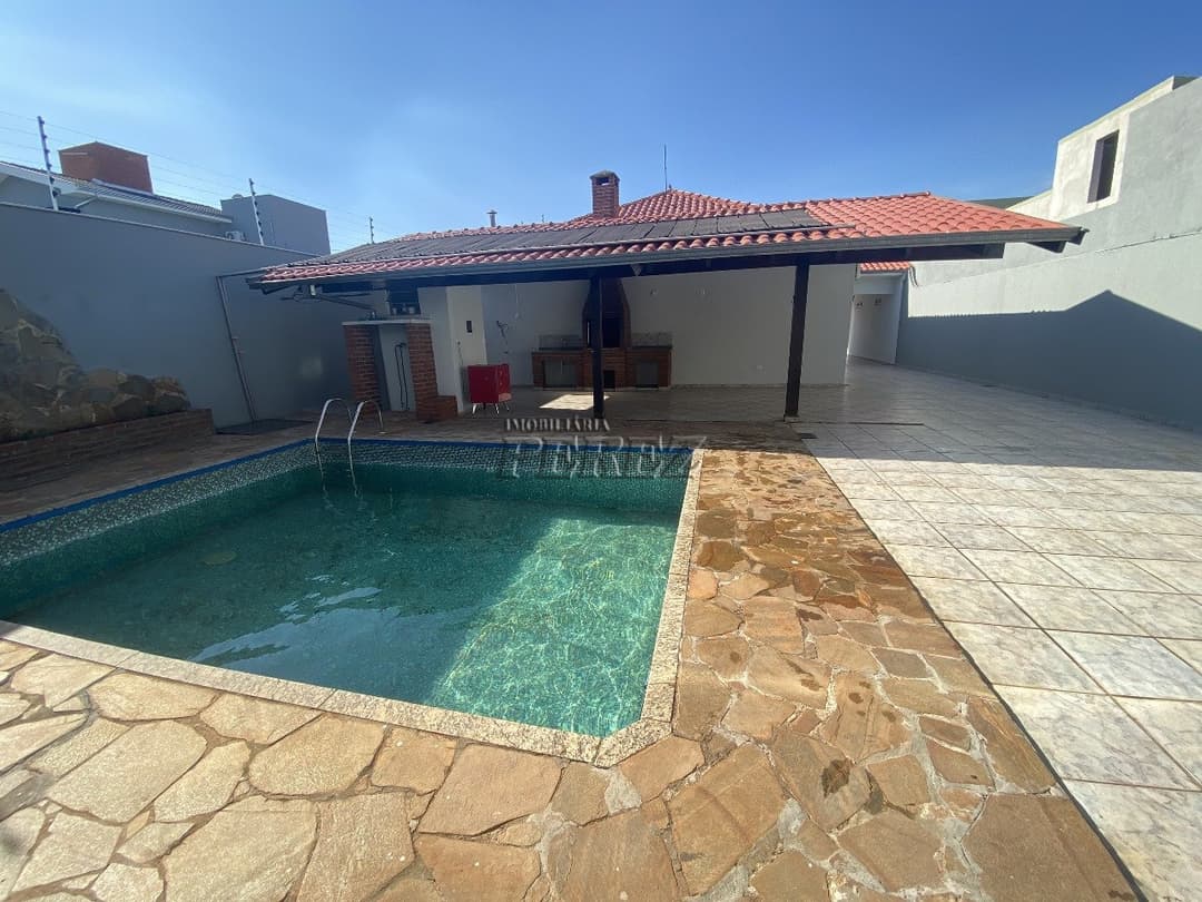 Casa residencial e comercial para alugar na Rua Julio Cesar Ribeiro, Bairro Lolata - Foto 0