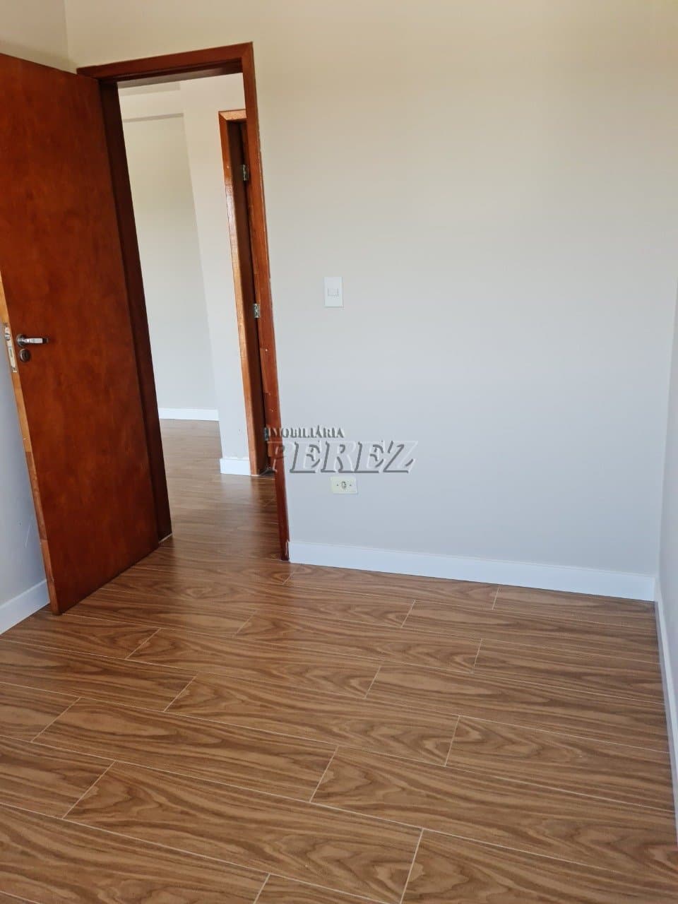 Apartamento no Condominio Residencial Luci Della Vitta, de 2 quartos, 51 m² à venda no Res. Verona - Londrina/PR - Foto 11