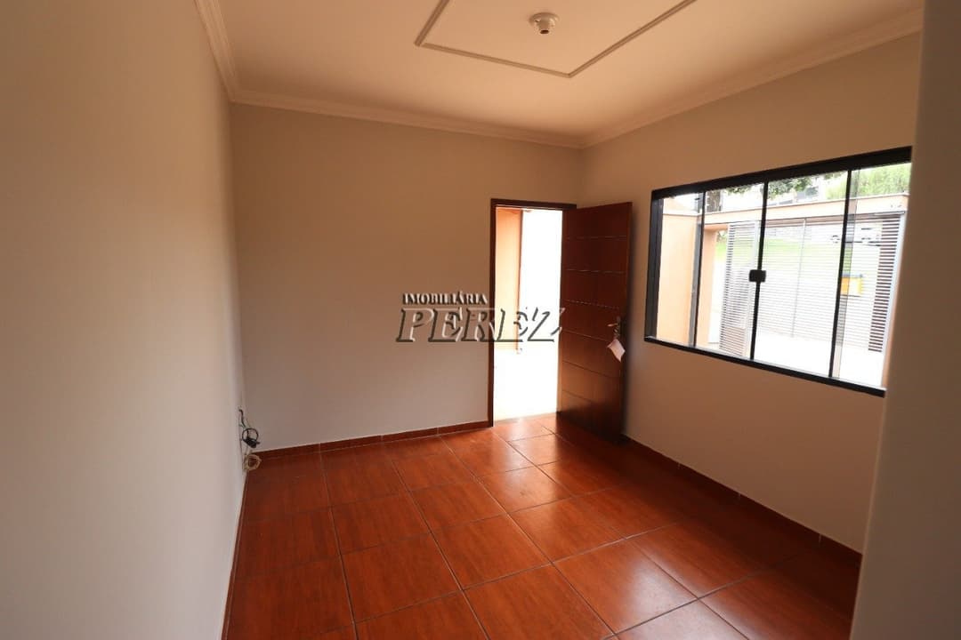 Casa à Venda na Avenida Máximo Pérez Garcia, Jardim Belo Horizonte - Foto 6