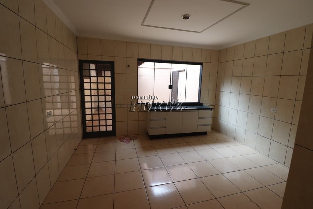 Casa à Venda na Avenida Máximo Pérez Garcia, Jardim Belo Horizonte - Foto 8