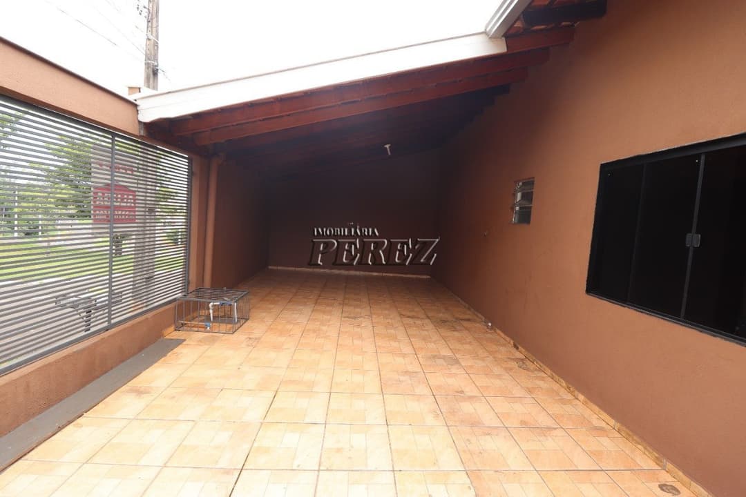Casa à Venda na Avenida Máximo Pérez Garcia, Jardim Belo Horizonte - Foto 2