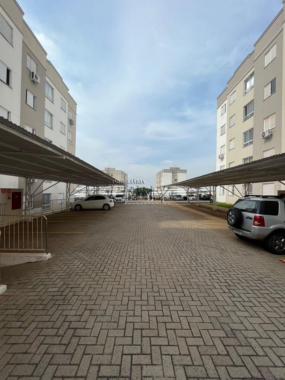 Apartamento Térreo à Venda na Avenida Humberto Moreschi - Chácara Manella, Cambé - Foto 16