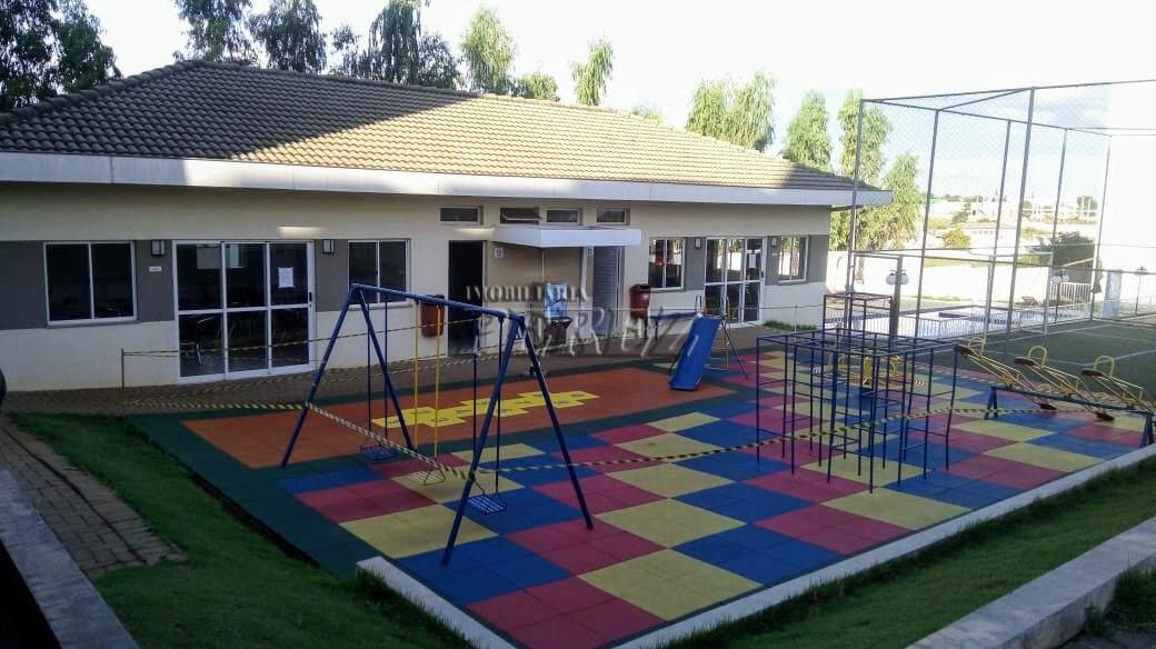 Apartamento Térreo à Venda na Avenida Humberto Moreschi - Chácara Manella, Cambé - Foto 12