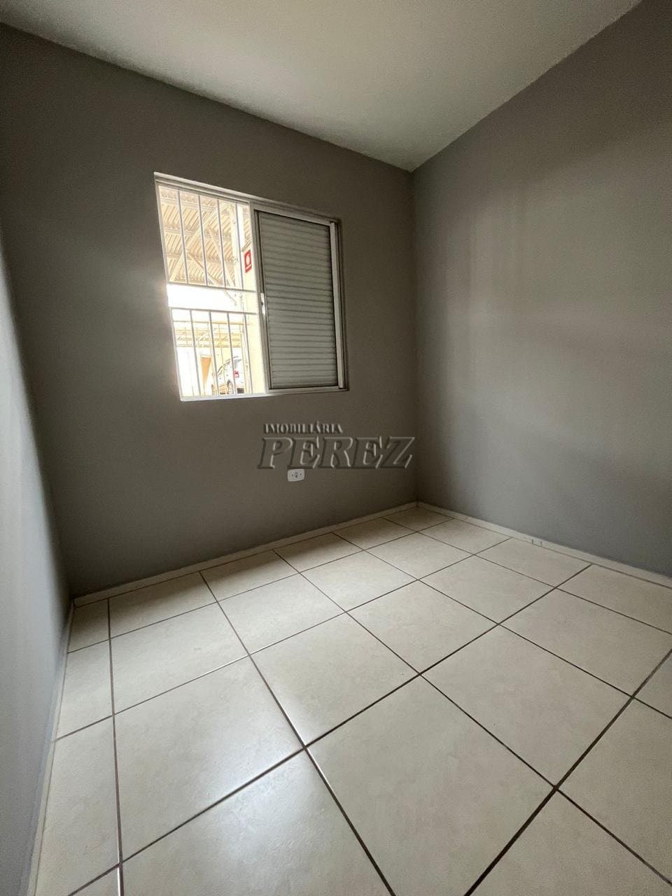 Apartamento Térreo à Venda na Avenida Humberto Moreschi - Chácara Manella, Cambé - Foto 7