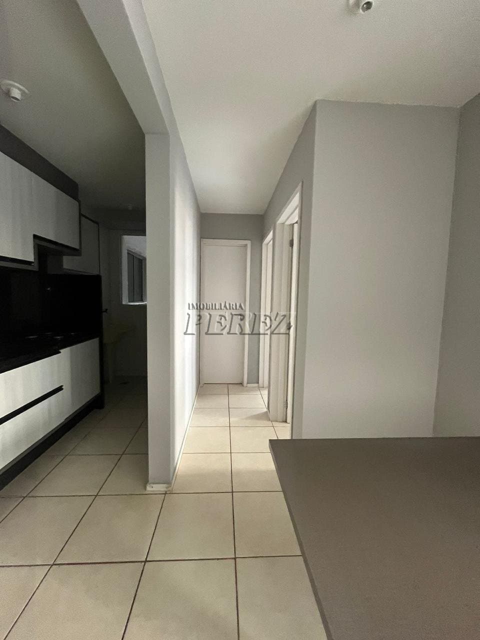 Apartamento Térreo à Venda na Avenida Humberto Moreschi - Chácara Manella, Cambé - Foto 3