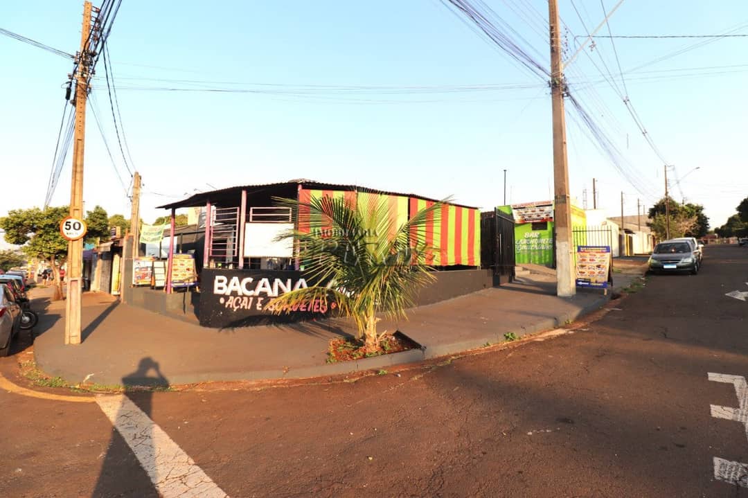 Imóvel Comercial à Venda na Avenida Saul Elkind - Conjunto Parigot de Souza - Foto 0