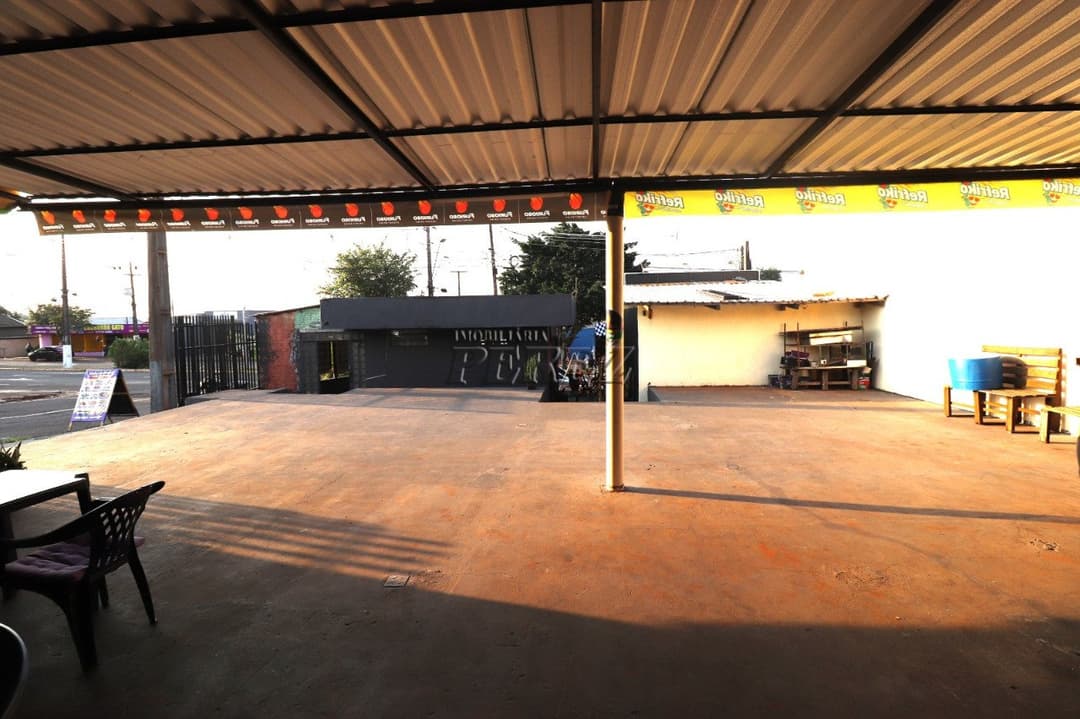 Imóvel Comercial à Venda na Avenida Saul Elkind - Conjunto Parigot de Souza - Foto 9