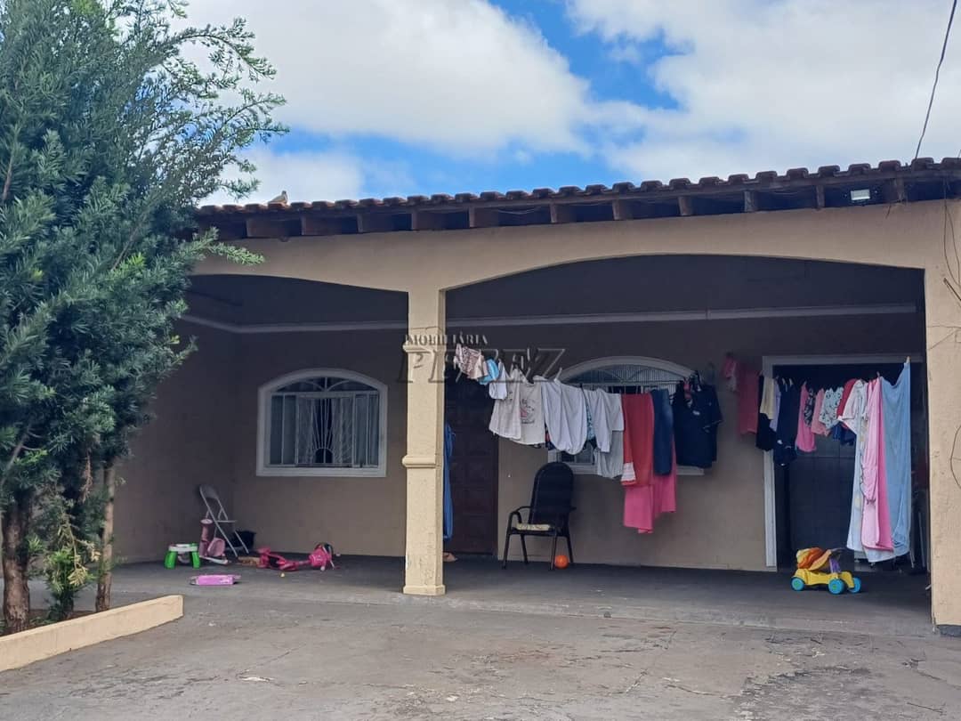 Casa à Venda na Rua São Vicente no centro de Londrina - Foto 4