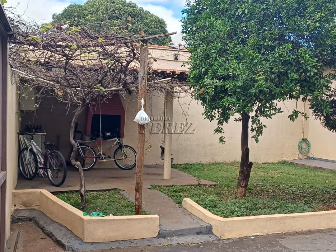 Casa à Venda na Rua São Vicente no centro de Londrina - Foto 8