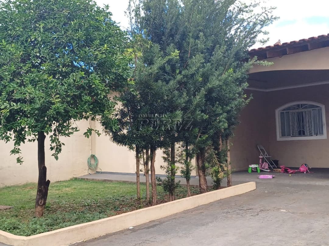 Casa à Venda na Rua São Vicente no centro de Londrina - Foto 6