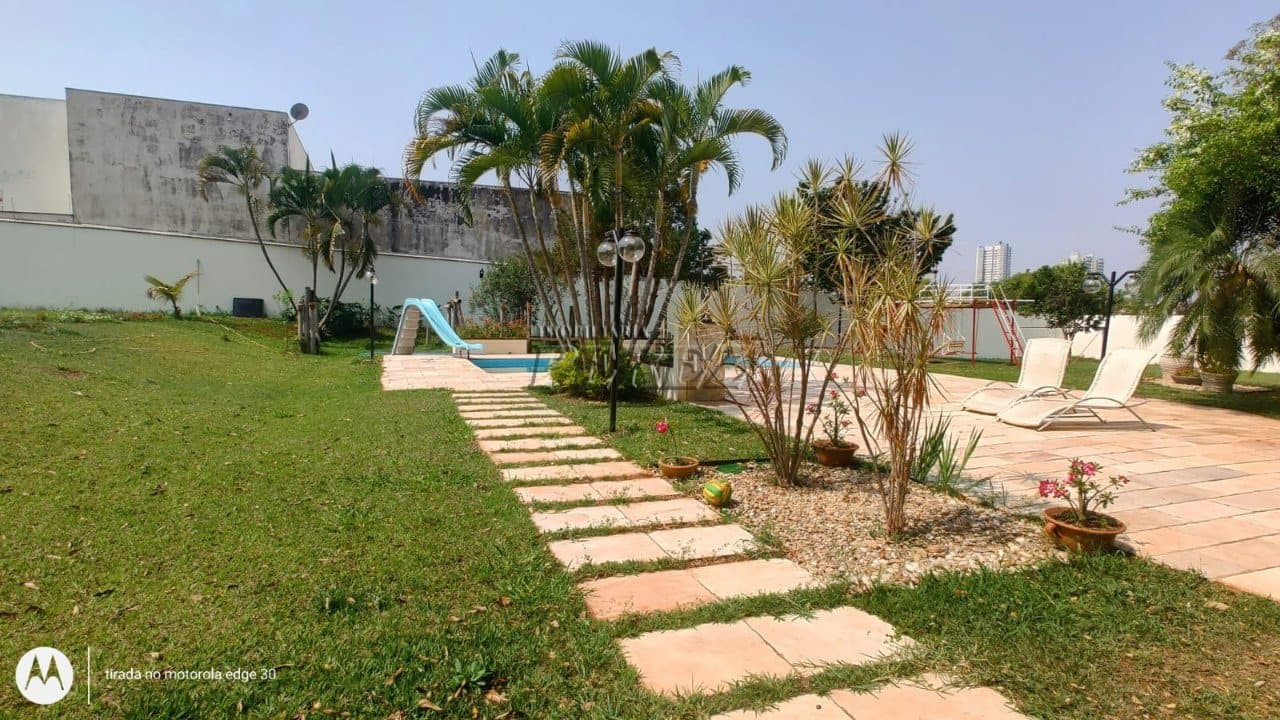 Casa à venda no Jardim Itatiaia na região sul de Londrina