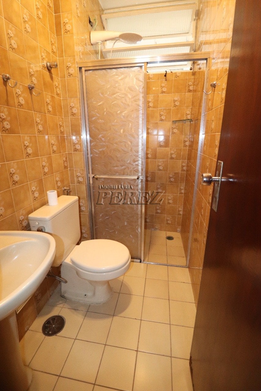 Apartamento à venda no Edifício Rio Negro, região central de Londrina