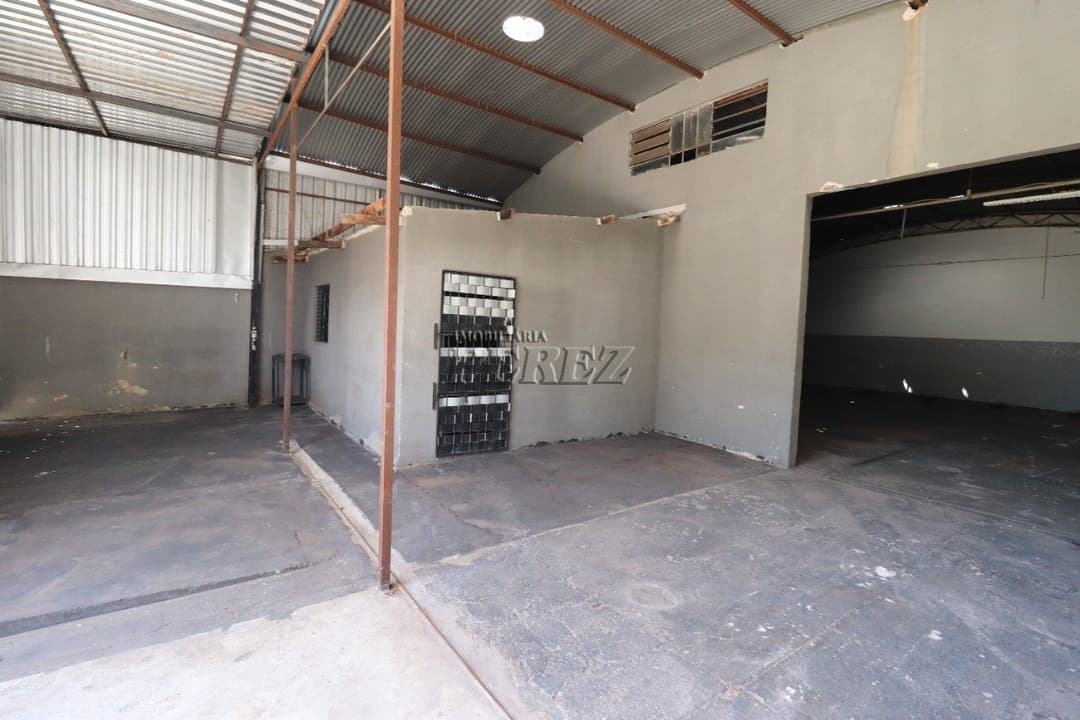 Barracão para alugar na região norte em Londrina. - Foto 2