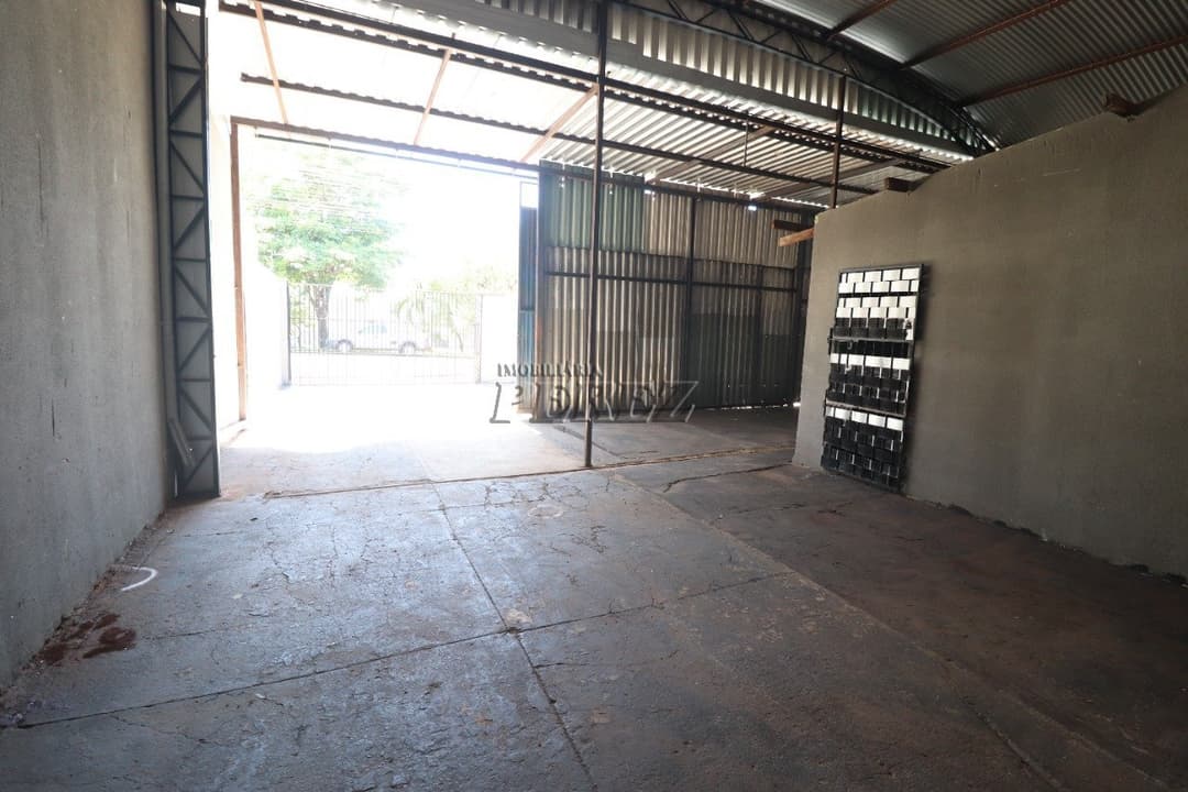 Barracão para alugar na região norte em Londrina. - Foto 8