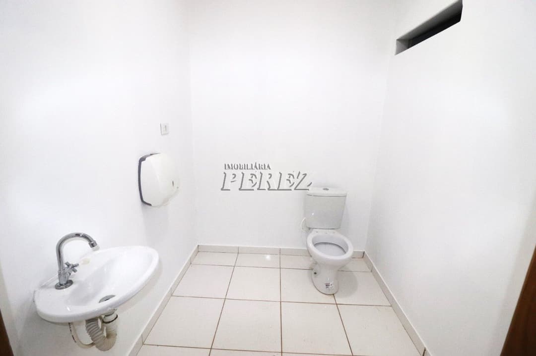 Imóvel comercial para alugar no centro em Londrina. - Foto 4