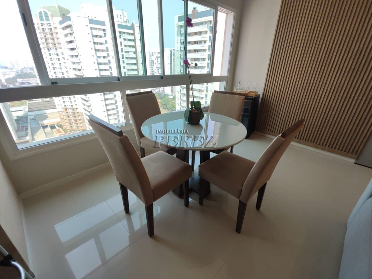 Apartamento a venda no Condomínio Elegance, localizado na rua Ernâni Lacerda de Athayde, Gleba Palhano - Foto 4