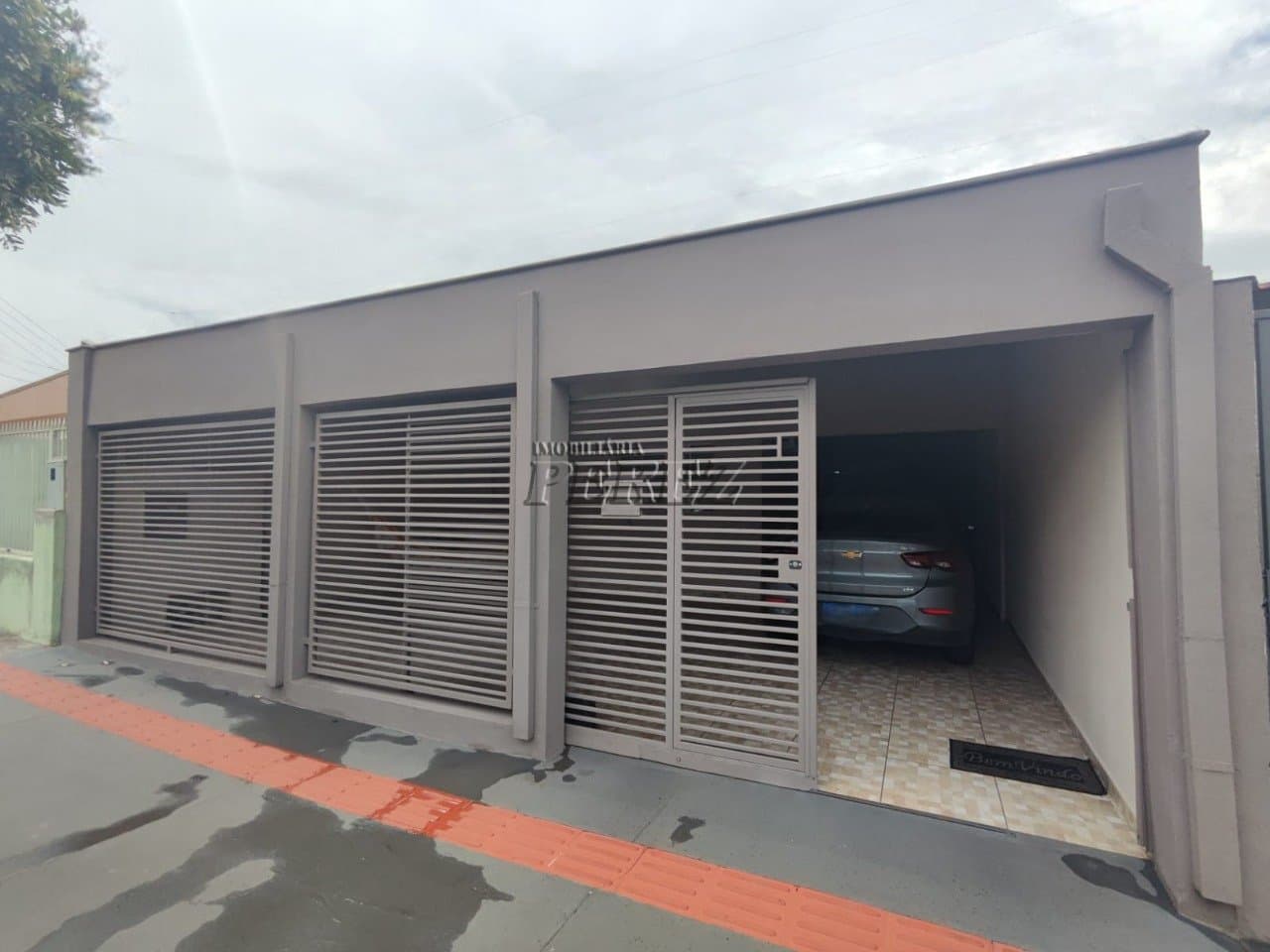 Casa à venda na rua José Dias Aro, na Vila Recreio no centro de Londrina