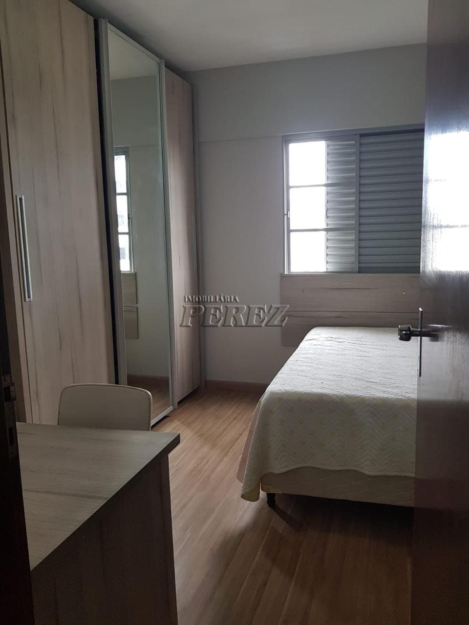 Apartamento a venda no Edifício Castel Gandolfo na rua Eduardo Benjamin Hosken, Região Central de Londrina - Foto 10