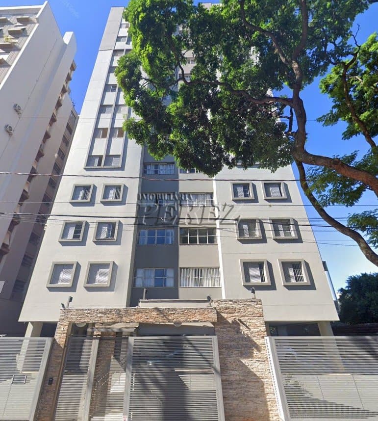 Apartamento a venda no Edifício Castel Gandolfo na rua Eduardo Benjamin Hosken, Região Central de Londrina