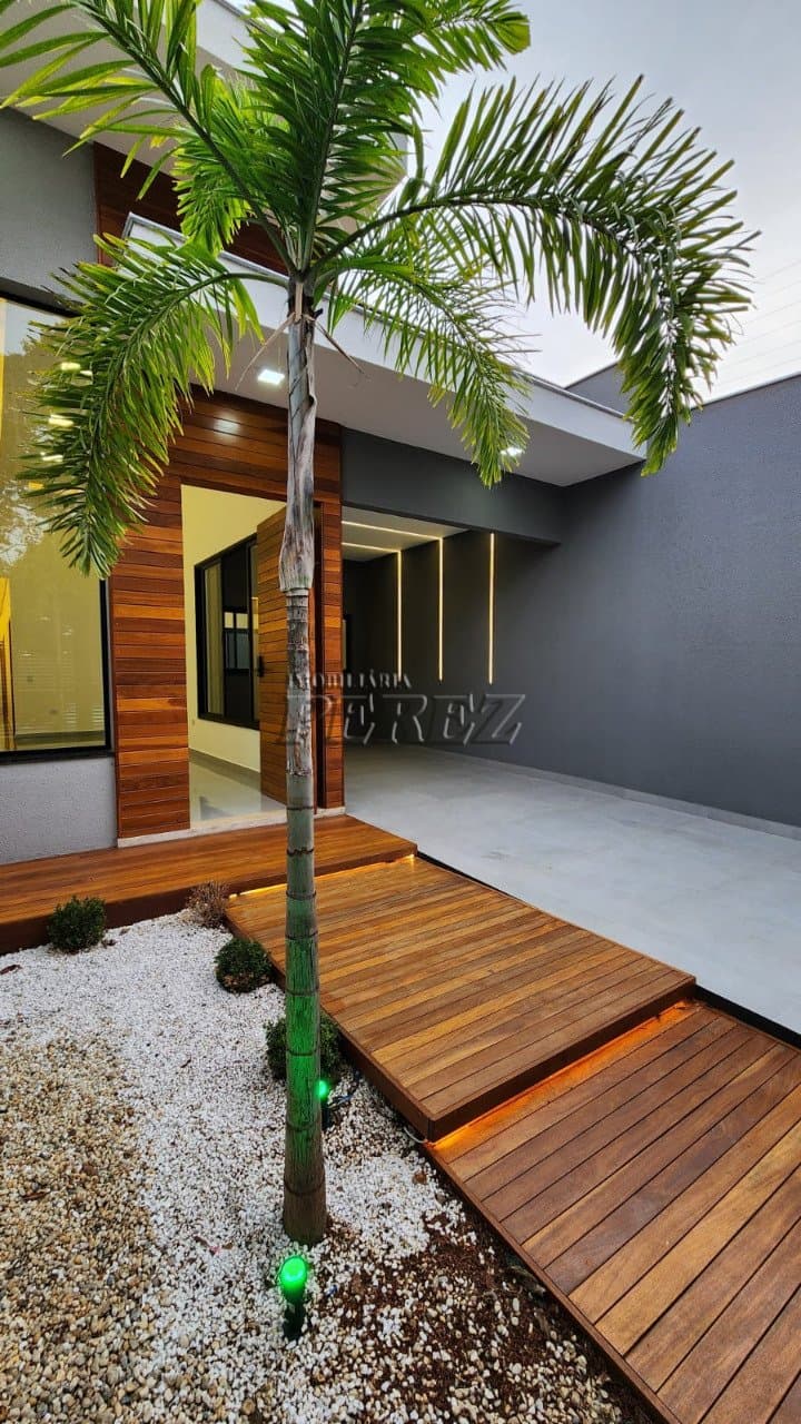 Casa a venda na Avenida Paris, jardim Piza, zona Sul de Londrina - Foto 1