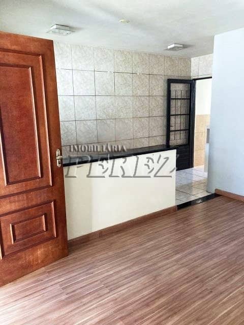 Casa a venda na rua Salvelina Alves da Silva, excelente casa para investimento de locação, 02 casas de 02 quartos. - Foto 2