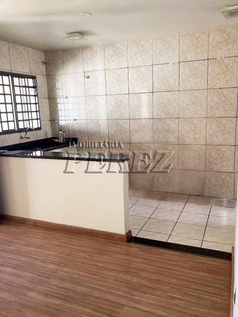 Casa a venda na rua Salvelina Alves da Silva, excelente casa para investimento de locação, 02 casas de 02 quartos. - Foto 5