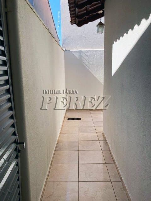 Casa a venda na rua Salvelina Alves da Silva, excelente casa para investimento de locação, 02 casas de 02 quartos. - Foto 24