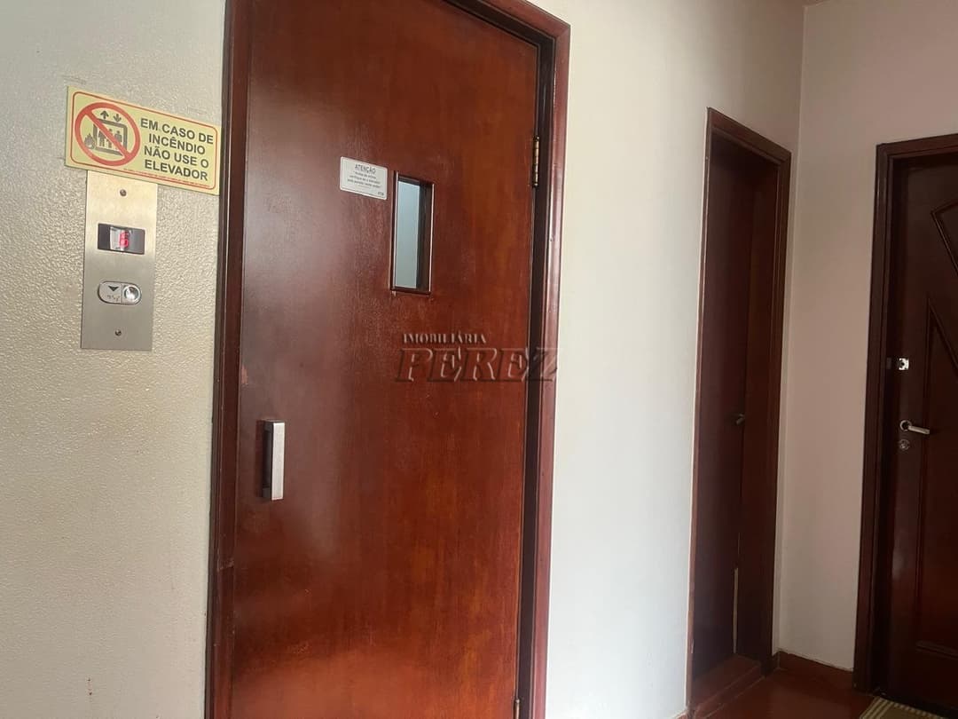 Apartamento à Venda no Edifício Santa Helena na avenida Paraná calçadão de Londrina - Foto 5